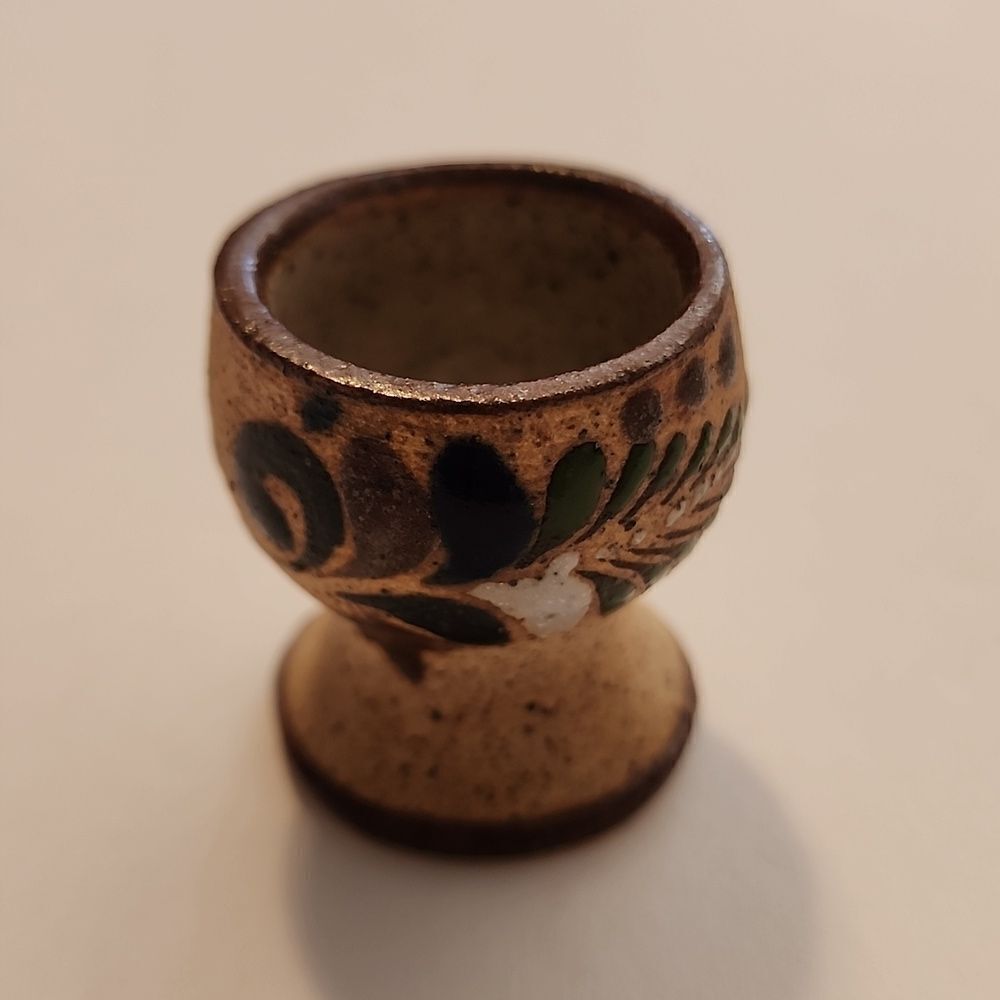 Set of Three Miniature Vintage Clay Pots - Picture 2 of 13